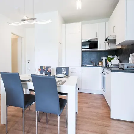 Haus Mit Spa-zugang In Meeresnaehe *